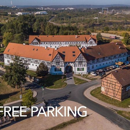 Penzion Statek Bernard Královské Poříčí Exteriör bild